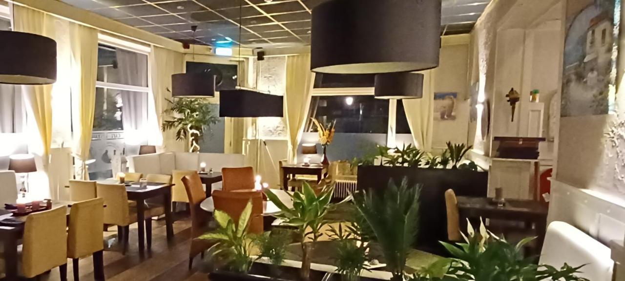 Hotel De Zevende Hemel Kerkrade Esterno foto
